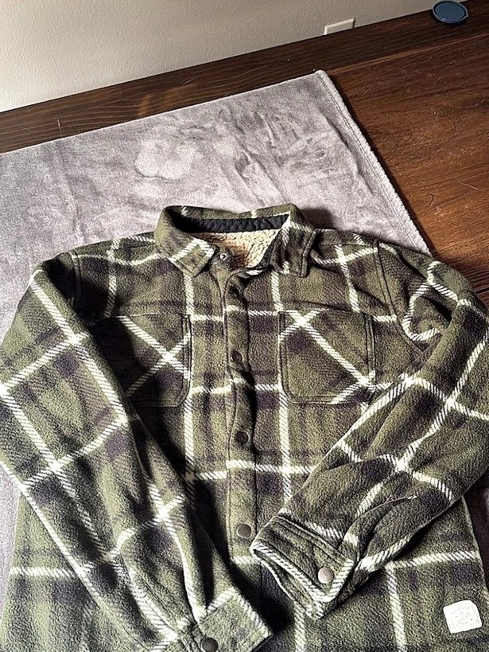 Vintage Plaid Shirt Jacket in Green & Black Like New